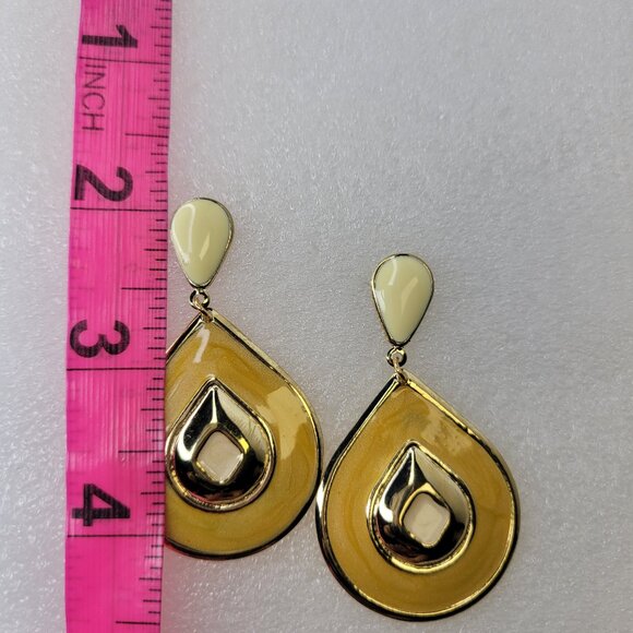 Yellow Earrings - Picture 4 of 5